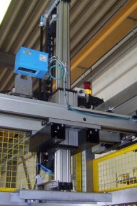 Inspection station with 3D sensor and vacuum gripper for the removal of aluminium ingots